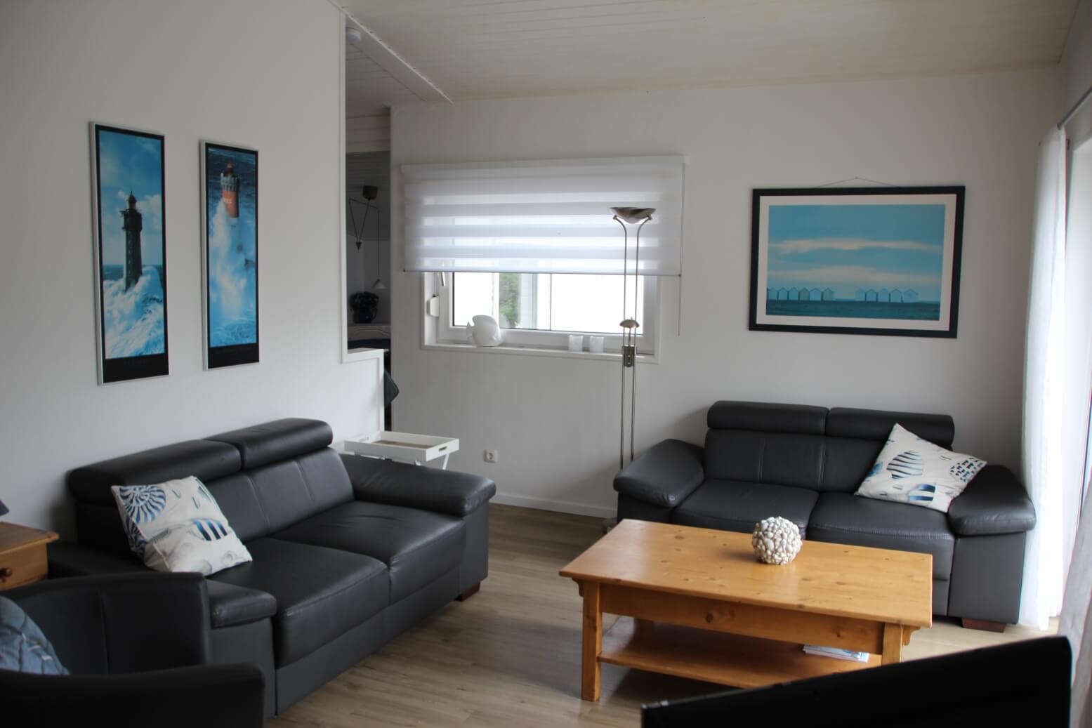 010_wohnzimmer_sofas
